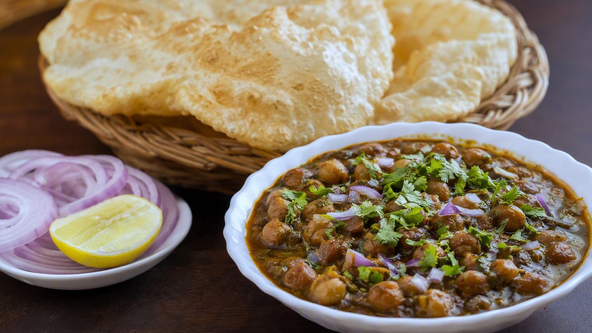 Calories in Chole: Katori, Chole Bhature and Kulche