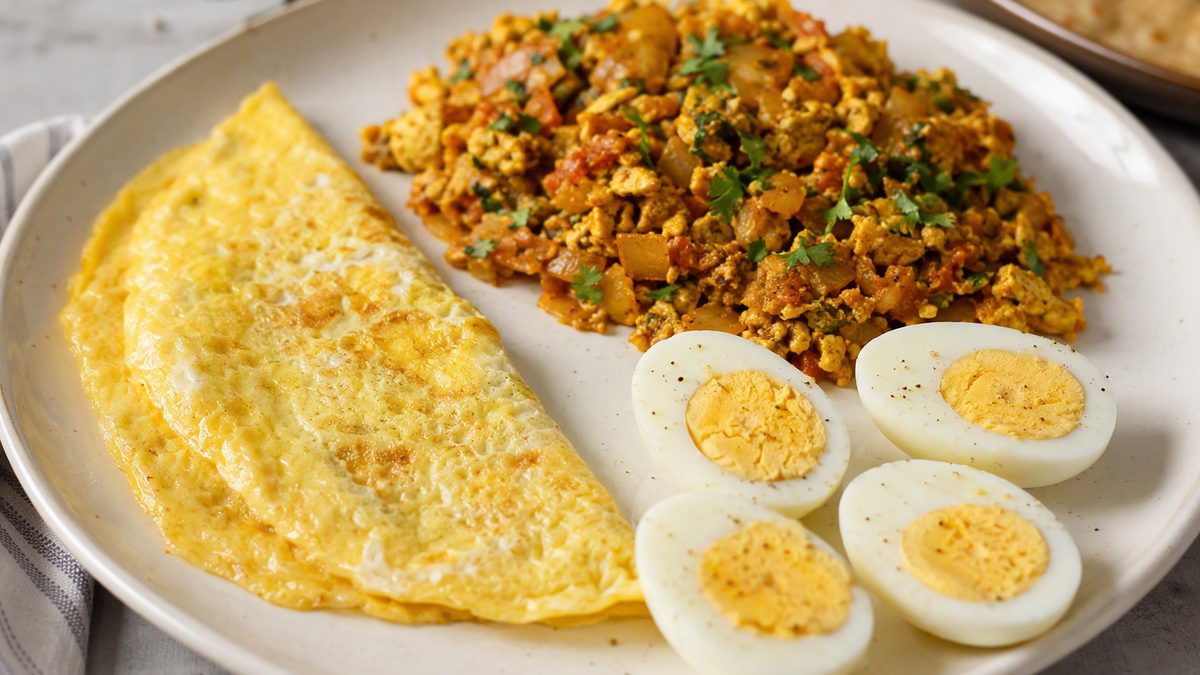 Calories in Egg: Boiled, Omelette, Bhurji and Curry